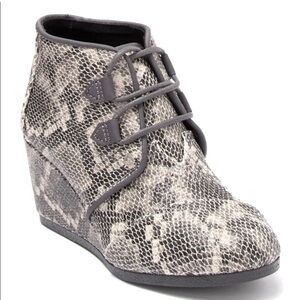 TOMS Lace up Ankle Wedge Booties